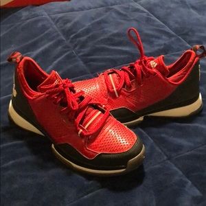 Damian Lillard red/black Adidas youth size 6.5